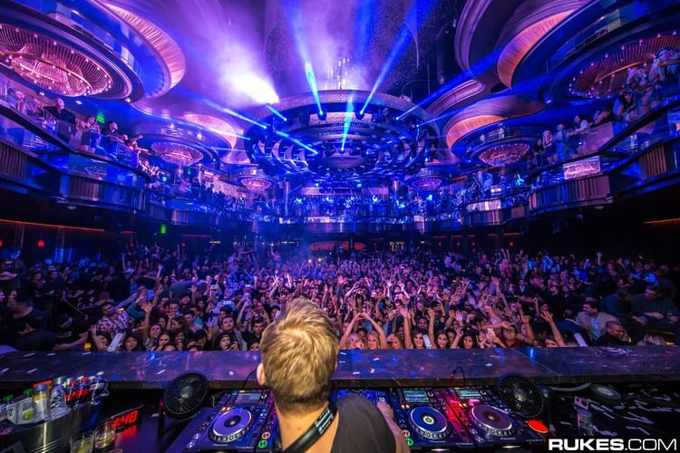 Omnia Nightclub Rukes