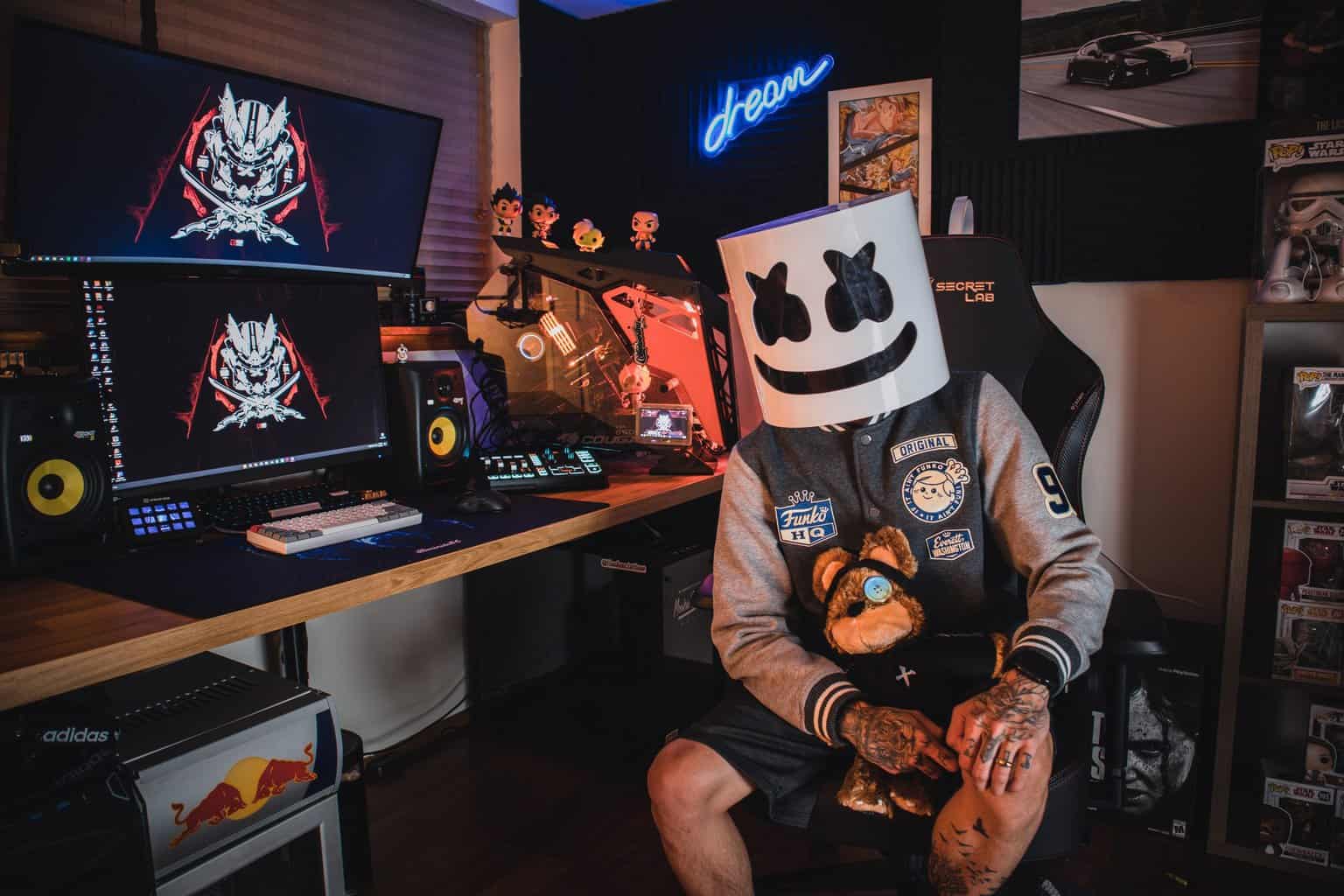 Who Is Marshmello? An In-Depth Look At Who Is Behind The Mask